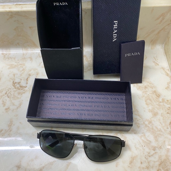 Prada Sunglasses - Picture 5 of 7